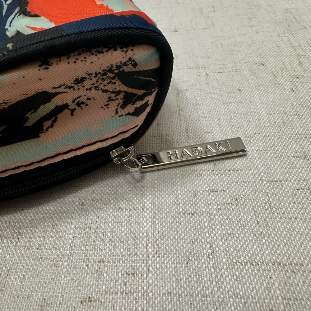 Multicolor Cosmetic Bag - Picture 5 of 11